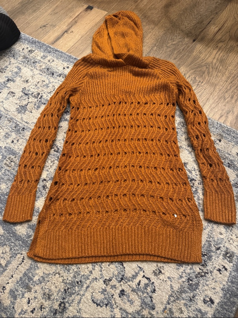 2 Hooded Open-Knit Tunic Sweater - RUST AND MAROON